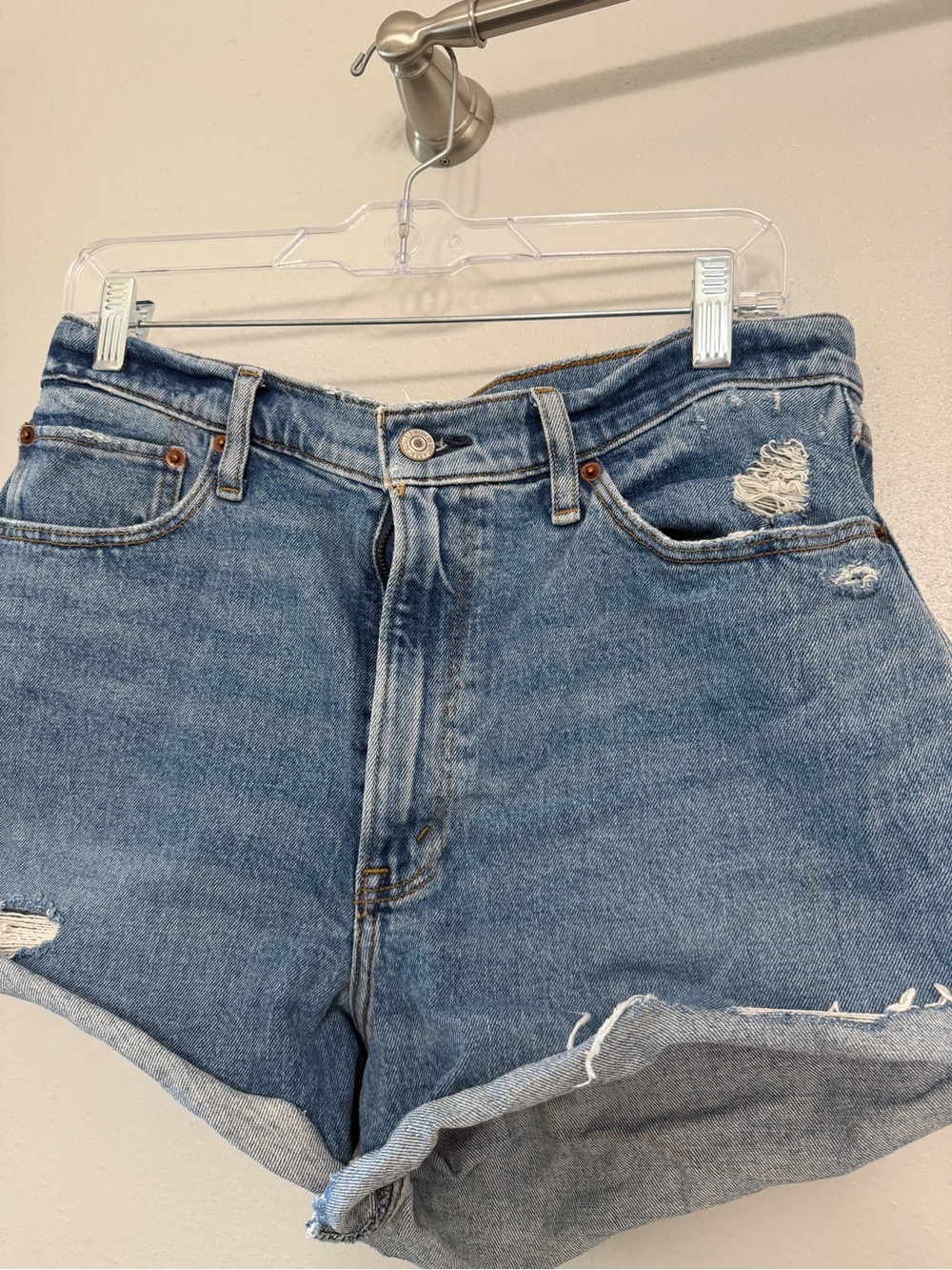 Abercrombie & Fitch Classic Mom 4” High-Rise Blue Denim Women’s Shorts